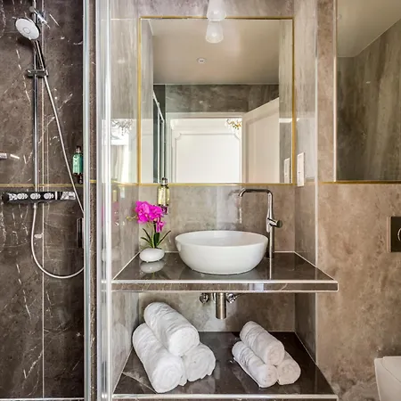 Merveil Luxury - Martin Vii - Museum View * 파리